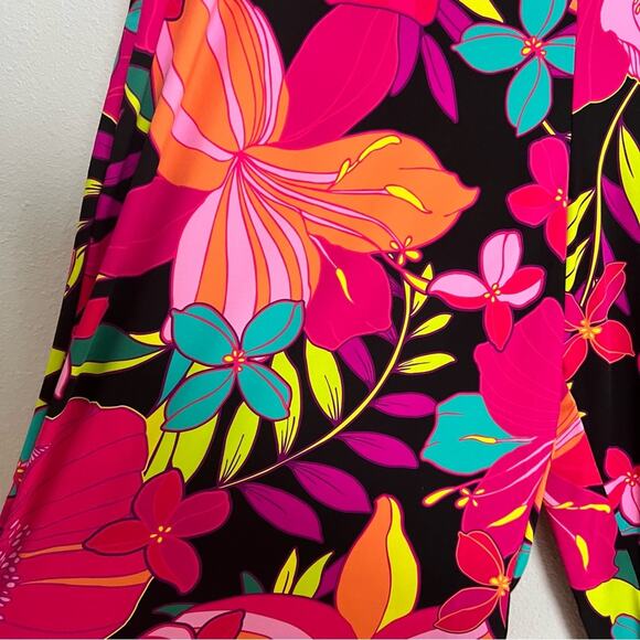 New Trina Turk Black Pink Bright Floral Swim Cover Up Fold Over Pants size M - Picture 3 of 5